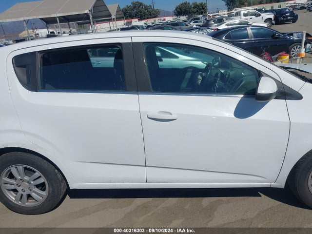 Chevrolet Sonic Lt Auto 2014 1G1JC6SG7E4216557 Image 13