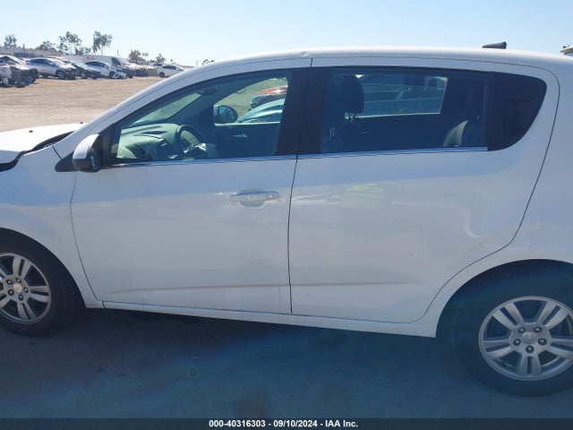 Chevrolet Sonic Lt Auto 2014 1G1JC6SG7E4216557 Image 14
