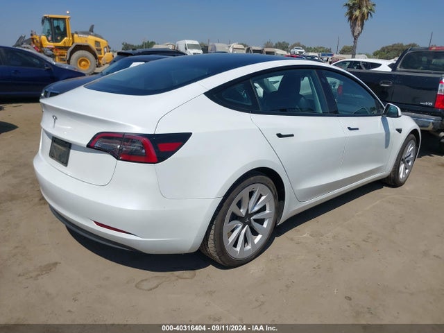 2023 TESLA MODEL 3 5YJ3E1EA7PF585032 Photo 3