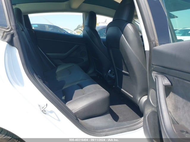 2023 TESLA MODEL 3 5YJ3E1EA7PF585032 Photo 7