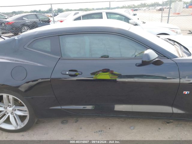 1G1FD1RS8J0143717 Chevrolet Camaro 2lt