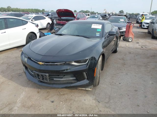 1G1FD1RS8J0143717 Chevrolet Camaro 2lt