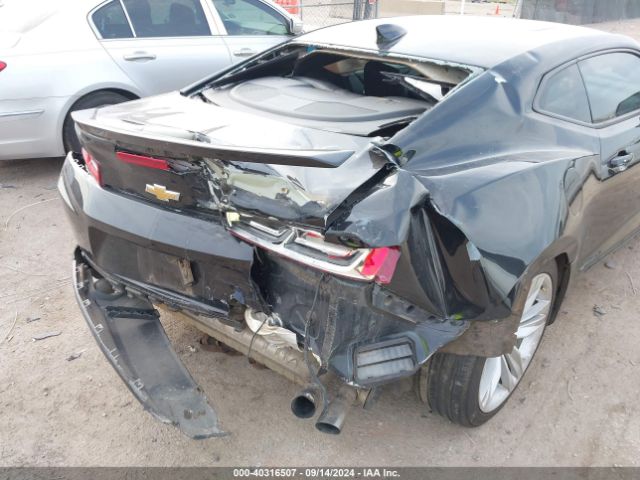 1G1FD1RS8J0143717 Chevrolet Camaro 2lt