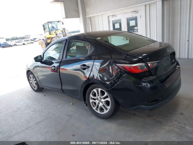 3MYDLBZV6GY101757 Scion IA