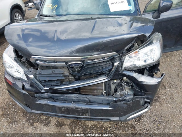 Subaru Forester 2.5i Premium 2018 JF2SJAGC0JH531716 Image 10
