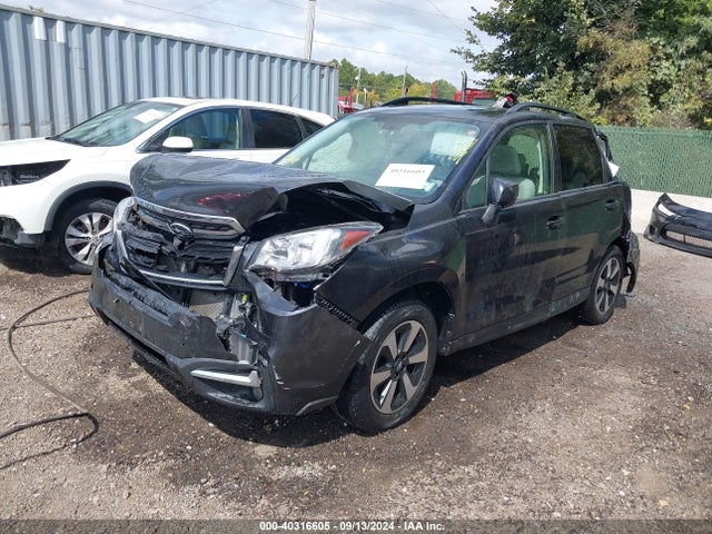Subaru Forester 2.5i Premium 2018 JF2SJAGC0JH531716 Image 2