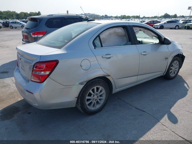 Chevrolet Sonic Lt Auto 2017 1G1JD5SH3H4108408 Image 4