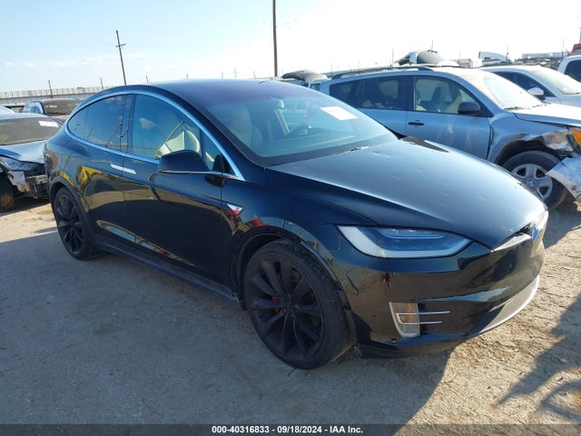 2016 TESLA MODEL X 5YJXCBE40GF003795 Photo 0