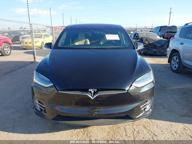 Tesla Model X 75d/p100d/p90d 2016 5YJXCBE40GF003795 Image 12