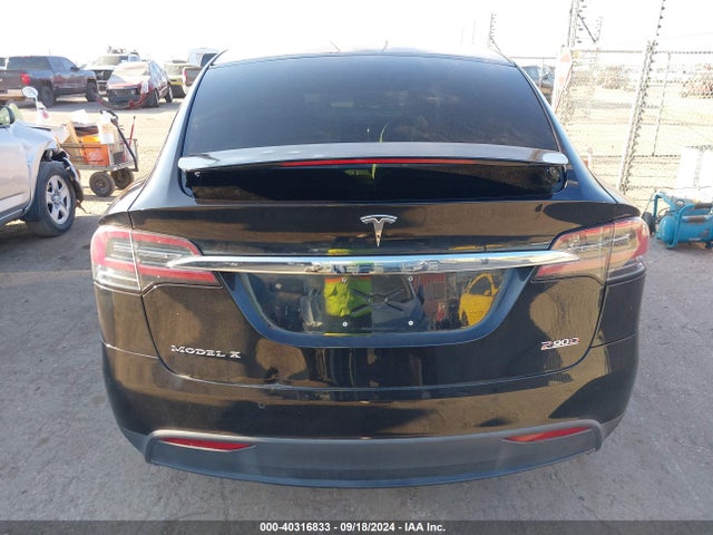 Tesla Model X 75d/p100d/p90d 2016 5YJXCBE40GF003795 Image 16