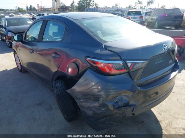 3MYDLBYV1JY300532 Toyota YARIS IA