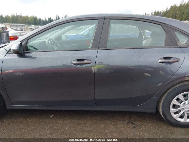 3KPF24AD3ME370336 KIA FORTE FE