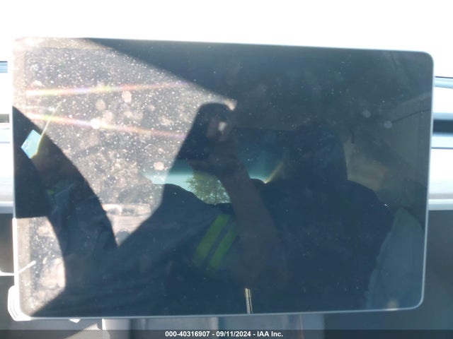 2023 TESLA MODEL 3 5YJ3E1EA4PF500700 Photo 6