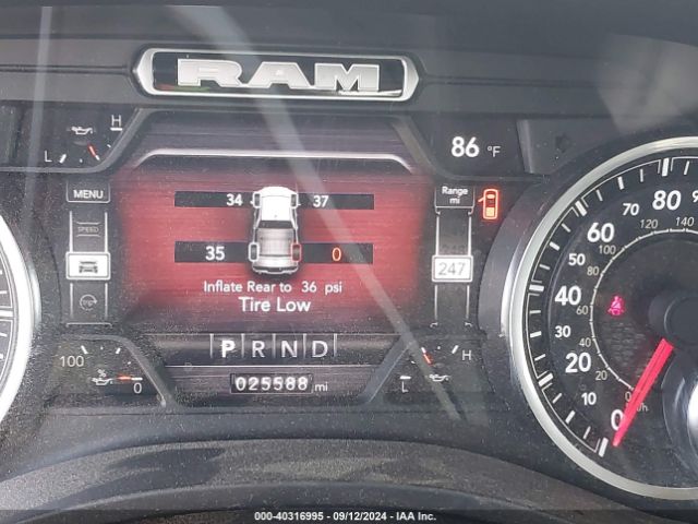 1C6SRFJT8NN205447 RAM 1500 Laramie  4x4 5'7 Box