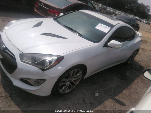 Hyundai Genesis 3.8 Ultimate 2015 KMHHU6KJ8FU124904 Image 2