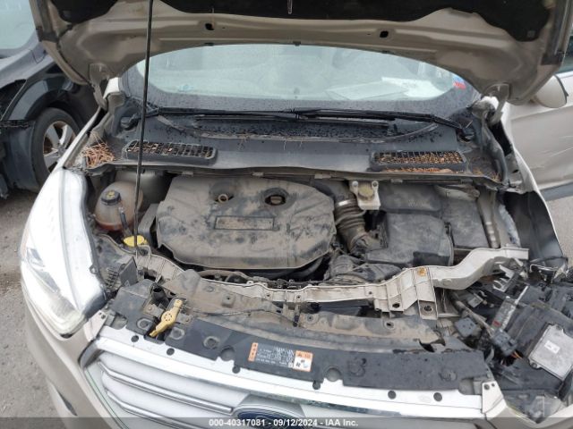 1FMCU9J93HUA94233 Ford Escape Titanium