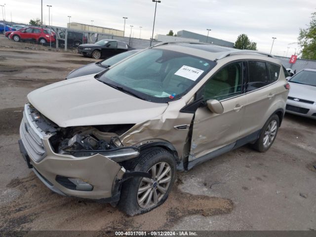 1FMCU9J93HUA94233 Ford Escape Titanium
