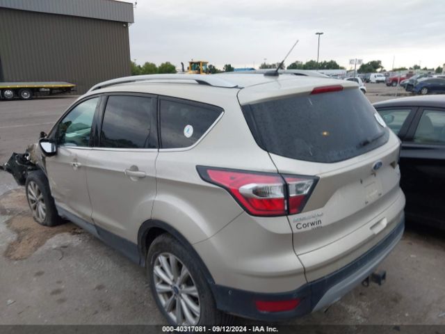 1FMCU9J93HUA94233 Ford Escape Titanium