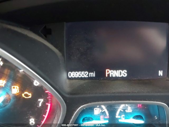 1FMCU9J93HUA94233 Ford Escape Titanium