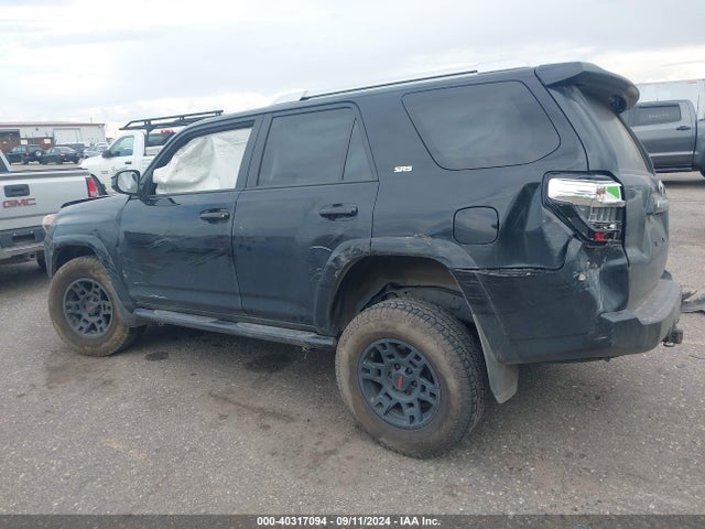 Toyota 4RUNNER SR5 2017 JTEBU5JR0H5437773 Image 3