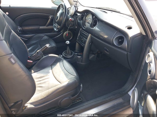 2004 MINI COOPER S WMWRE33404TD79532 Photo 4