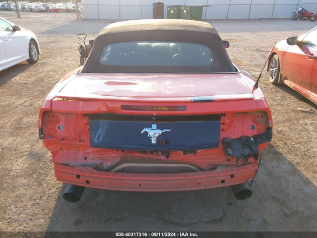 1FATP8EM5F5333315 Ford Mustang V6