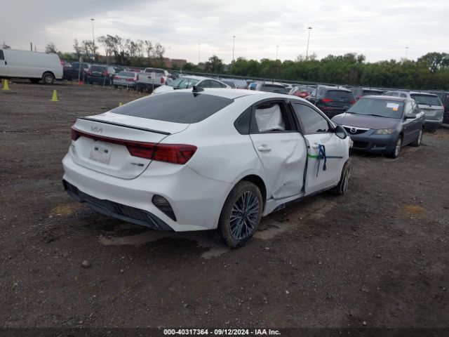 3KPF54AD2PE599764 KIA Forte Gt-line