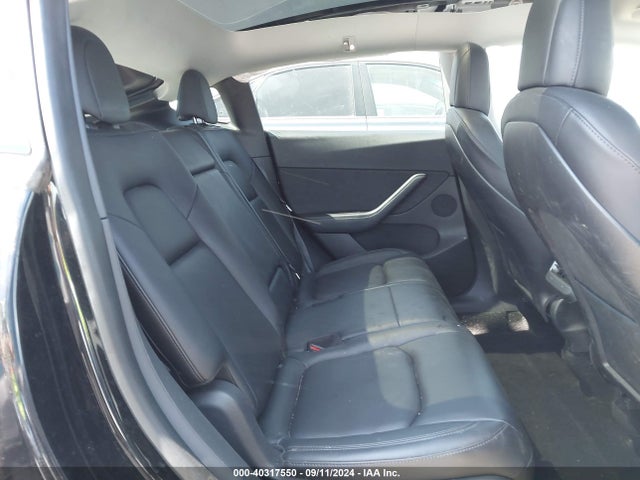 2021 TESLA MODEL Y 5YJYGAEE0MF299487 Photo 7