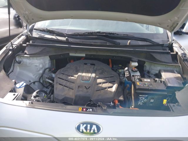 KNDCC3LG2L5070587 KIA Niro Ev Ex