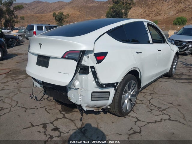 2021 TESLA MODEL Y 5YJYGDEE4MF229346 Photo 3