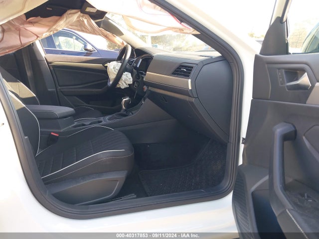 3VWBM7BU7RM086355 Volkswagen Jetta 1.5t Sport