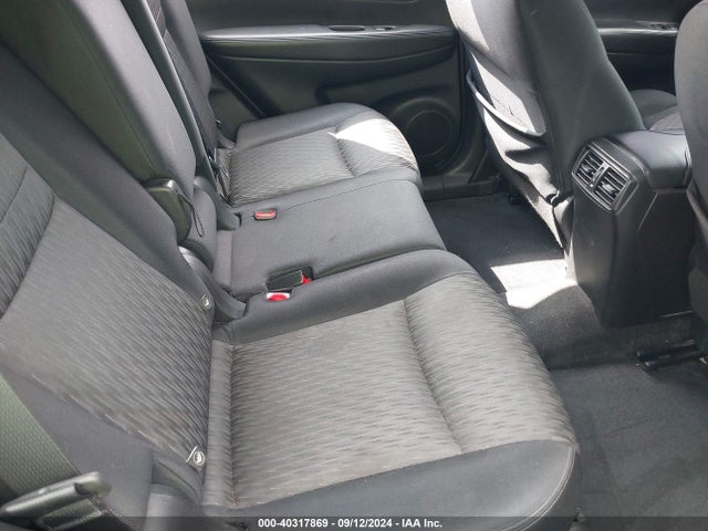 Nissan ROGUE S 2017 JN8AT2MT8HW137891 Image 8