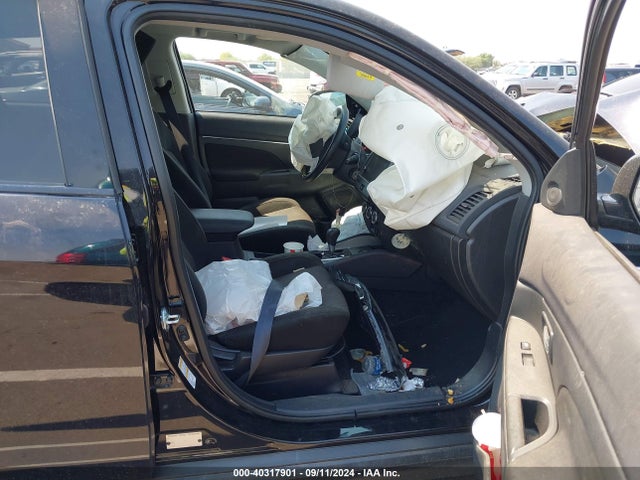 2019 MITSUBISHI OUTLANDER SPORT JA4AP3AU8KU018738 Photo 4