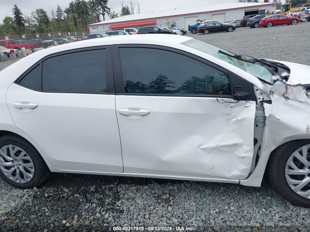 Toyota COROLLA LE 2018 2T1BURHE6JC096936 Image 14