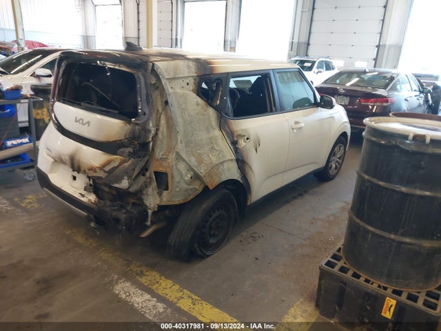KIA SOUL LX 2023 KNDJ23AU4P7215626 Image 4