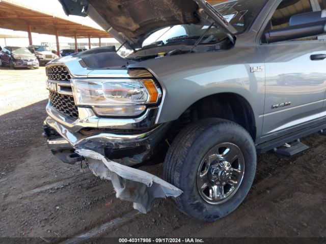 3C6UR5CJ5NG324094 RAM 2500 Tradesman  4x4 6'4 Box