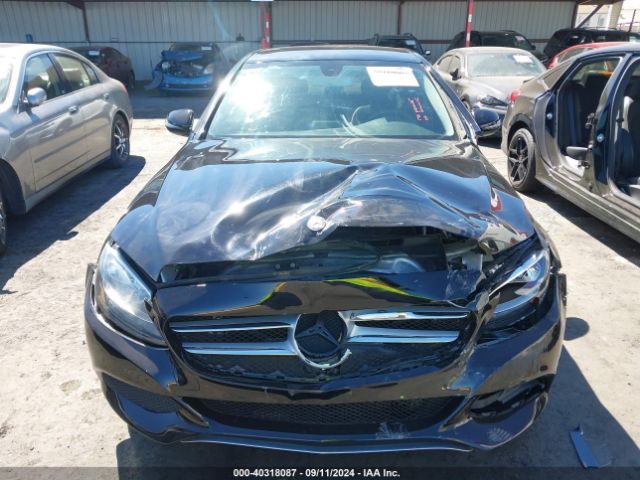 55SWF4JB9HU221656 Mercedes-Benz C 300 Luxury/sport