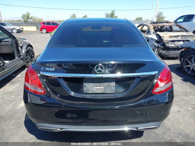 55SWF4JB9HU221656 Mercedes-Benz C 300 Luxury/sport