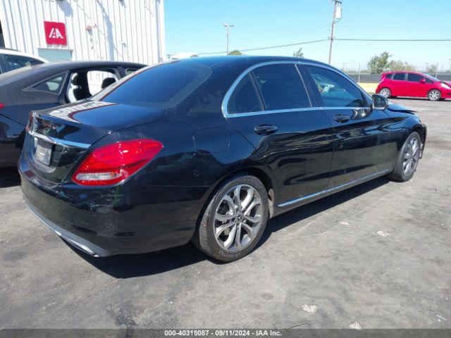 55SWF4JB9HU221656 Mercedes-Benz C 300 Luxury/sport