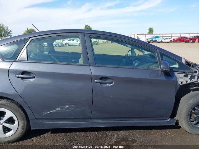 Toyota Prius Two 2015 JTDKN3DU5F1911050 Image 14