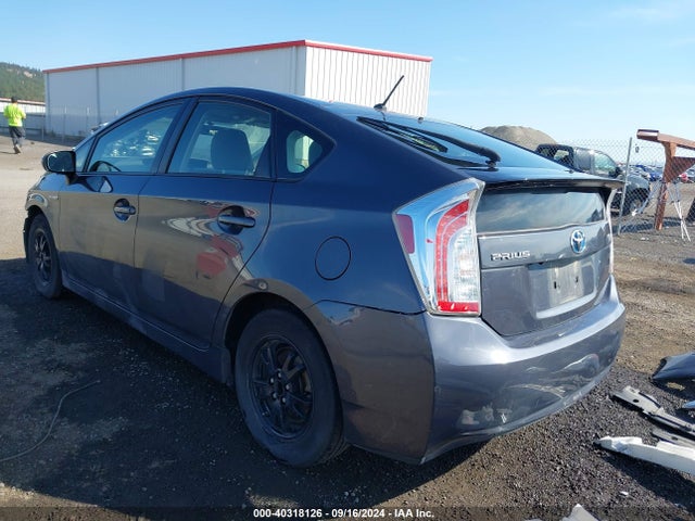 Toyota Prius Two 2015 JTDKN3DU5F1911050 Image 3