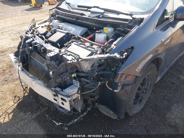 Toyota Prius Two 2015 JTDKN3DU5F1911050 Image 6