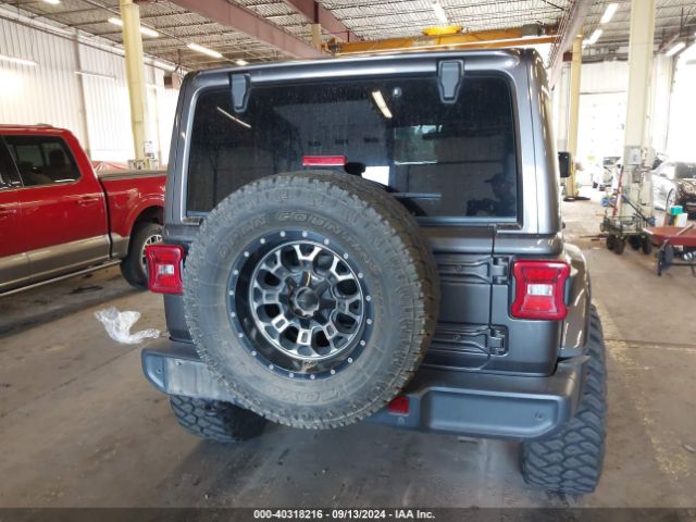 1C4HJXEG9JW231993 Jeep Wrangler Unlimited Sahara 4x4