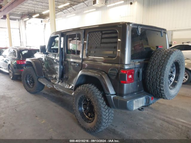 1C4HJXEG9JW231993 Jeep Wrangler Unlimited Sahara 4x4
