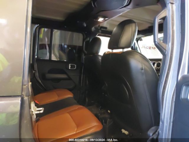 1C4HJXEG9JW231993 Jeep Wrangler Unlimited Sahara 4x4