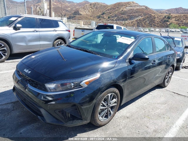 KIA Forte Lxs 2023 3KPF24AD2PE673290 Image 2