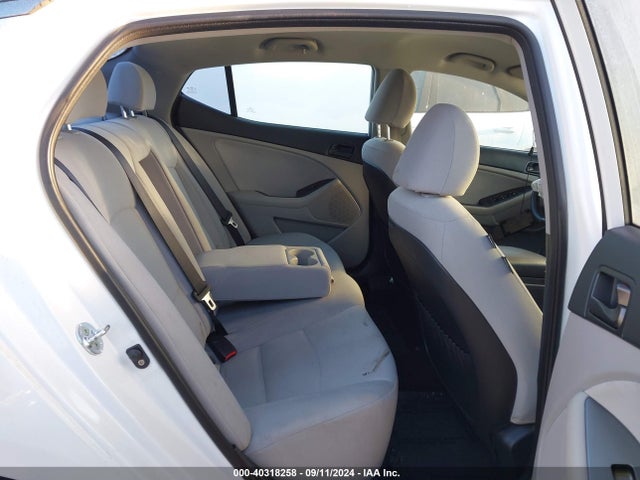 KIA Optima Lx 2015 KNAGM4A70F5582292 Image 8