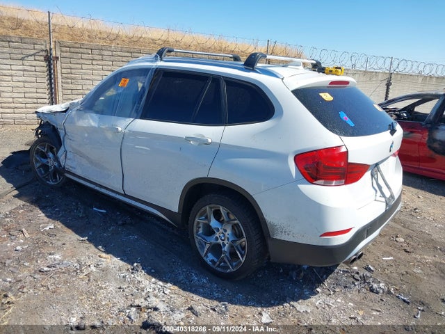 BMW X1 Xdrive28i 2014 WBAVL1C50EVY23996 Image 3