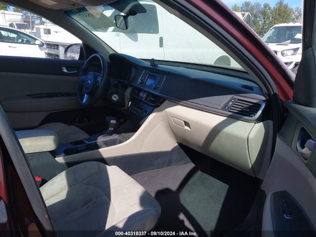 KIA Optima Lx 2017 5XXGT4L3XHG131014 Image 5