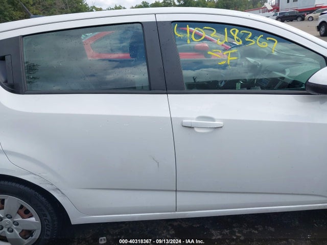 Chevrolet Sonic Ls Auto 2014 1G1JA6SH3E4206039 Image 13